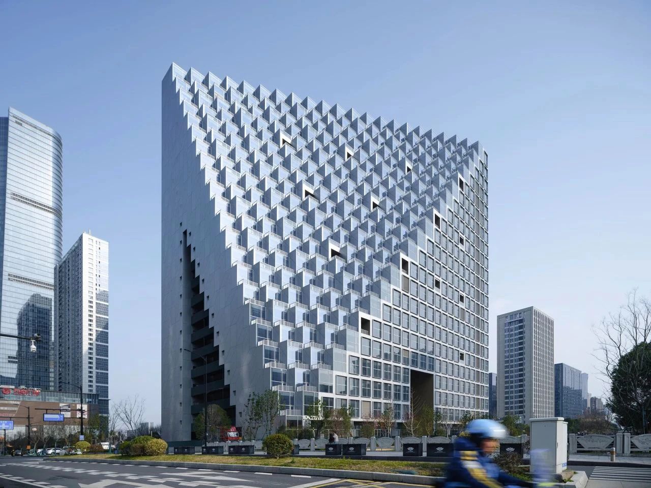 UHPC项目展示｜未来·新湖中心